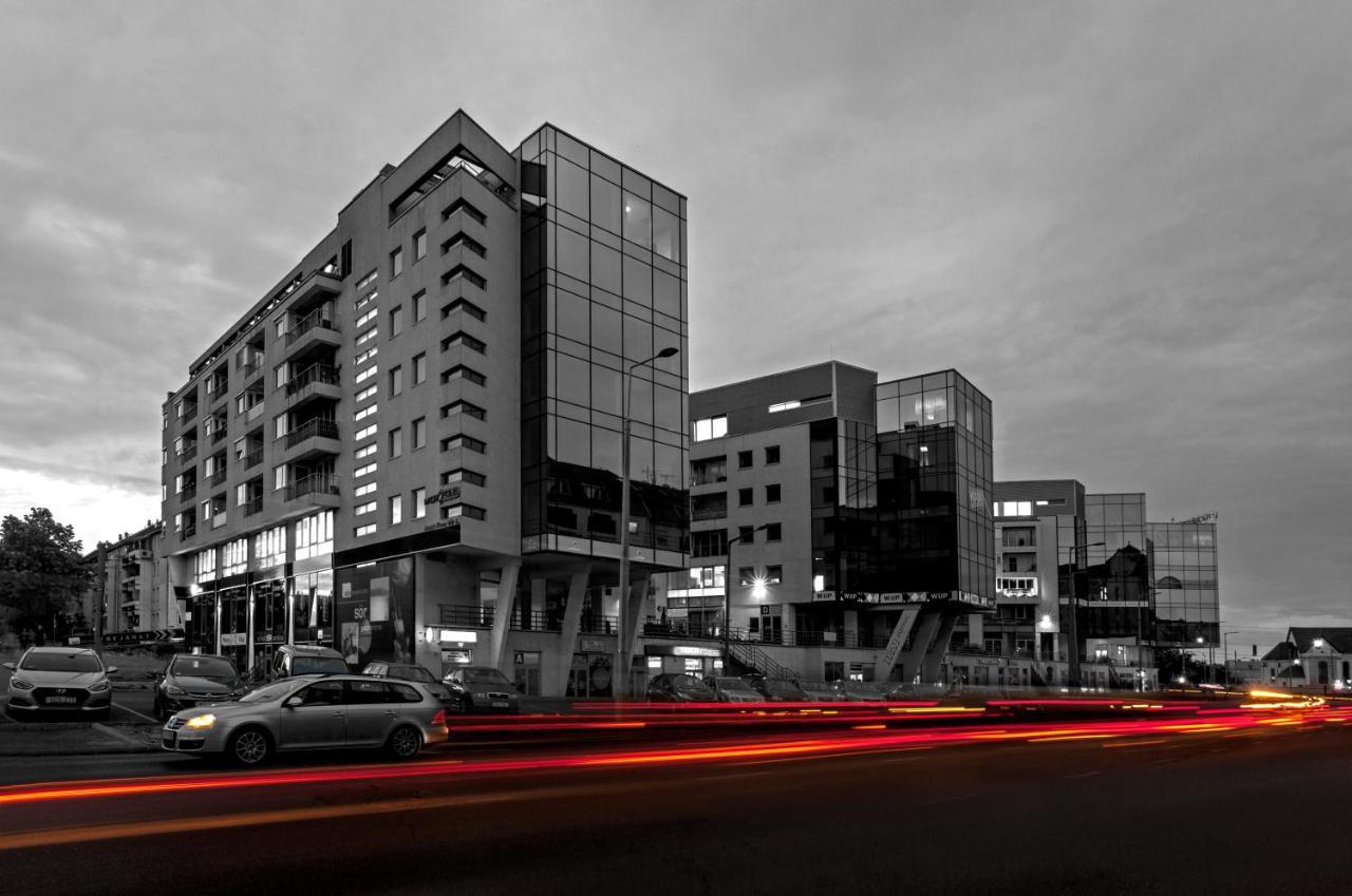 Premier Hotel Мишкольц Экстерьер фото