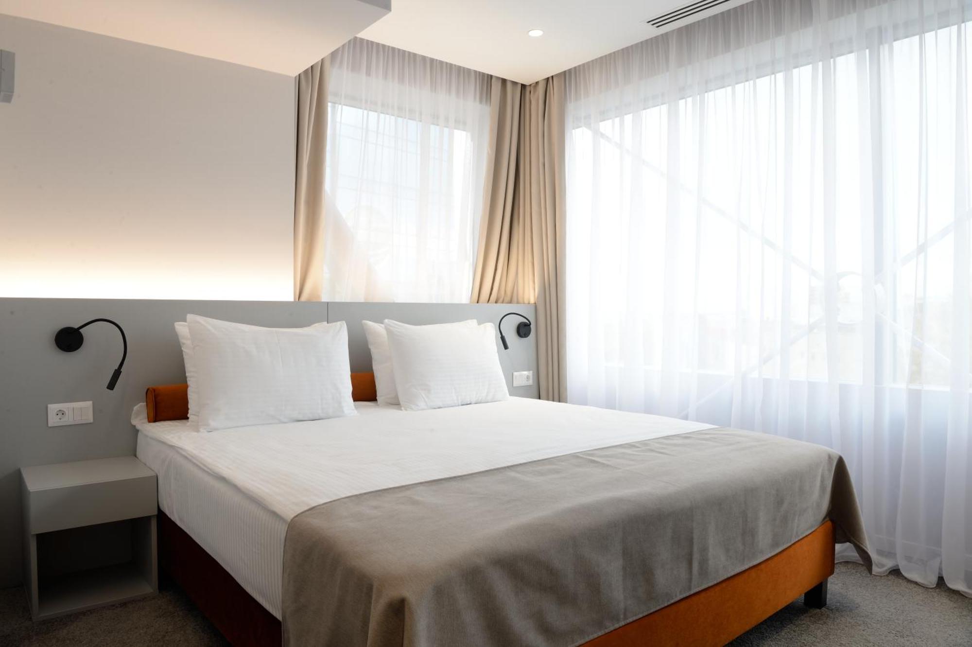 Premier Hotel Мишкольц Номер фото